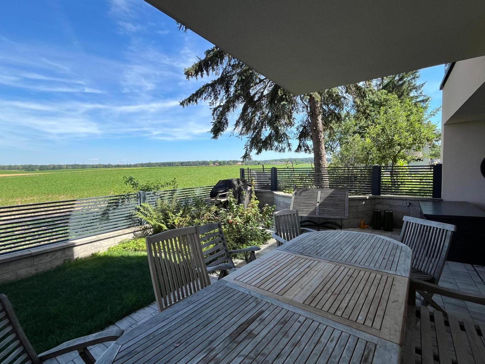 Villa Rose Close To Vienna & Airport Maria Ellend Exterior photo
